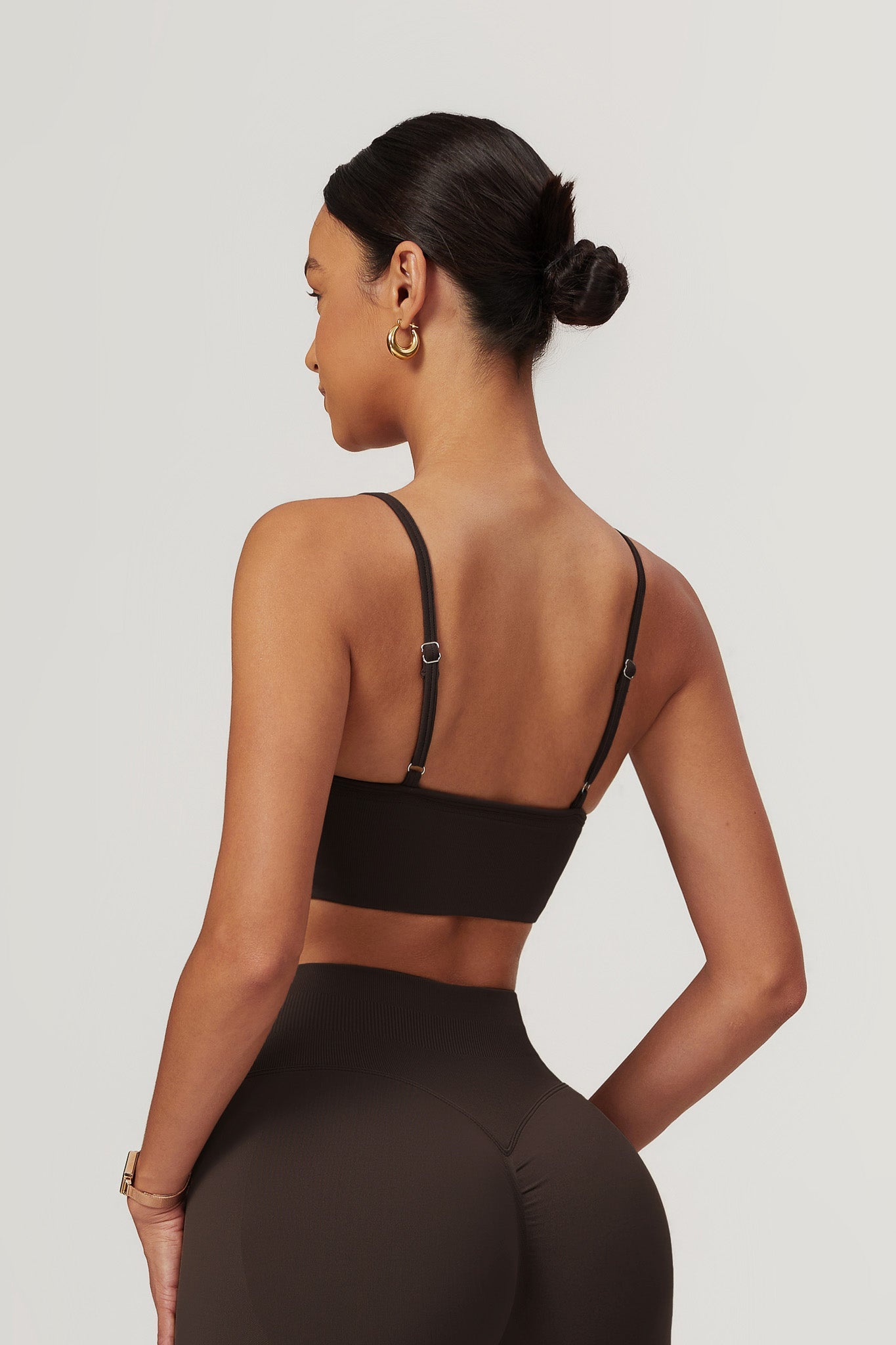 Briana Minimalistic Sports Bra - Brown