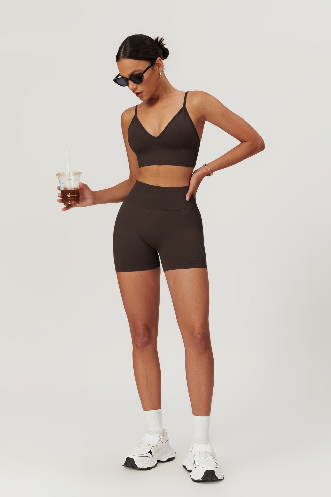 Briana Minimalistic Sports Bra - Brown