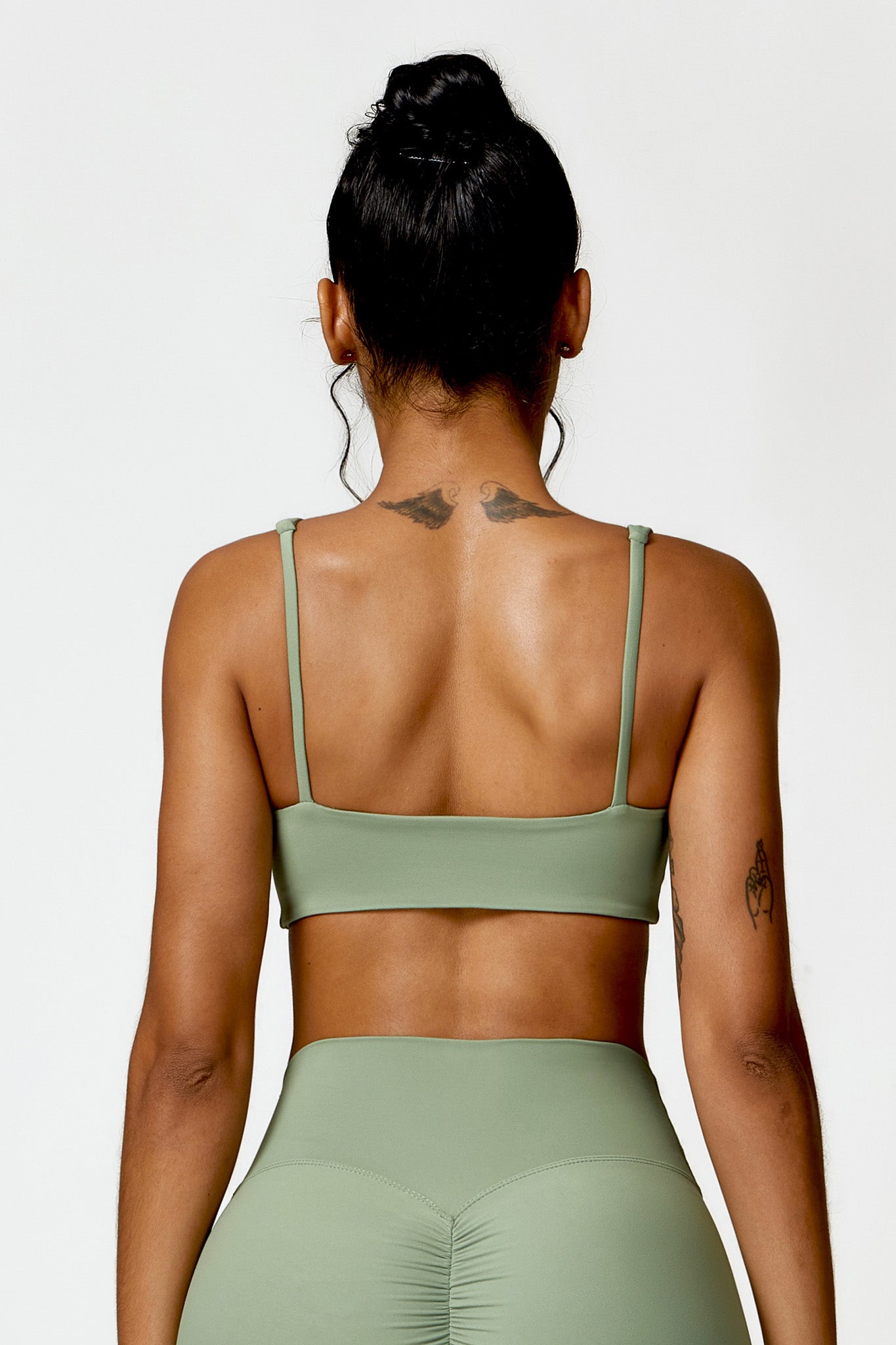 Camila Sports Bra - Pistachio