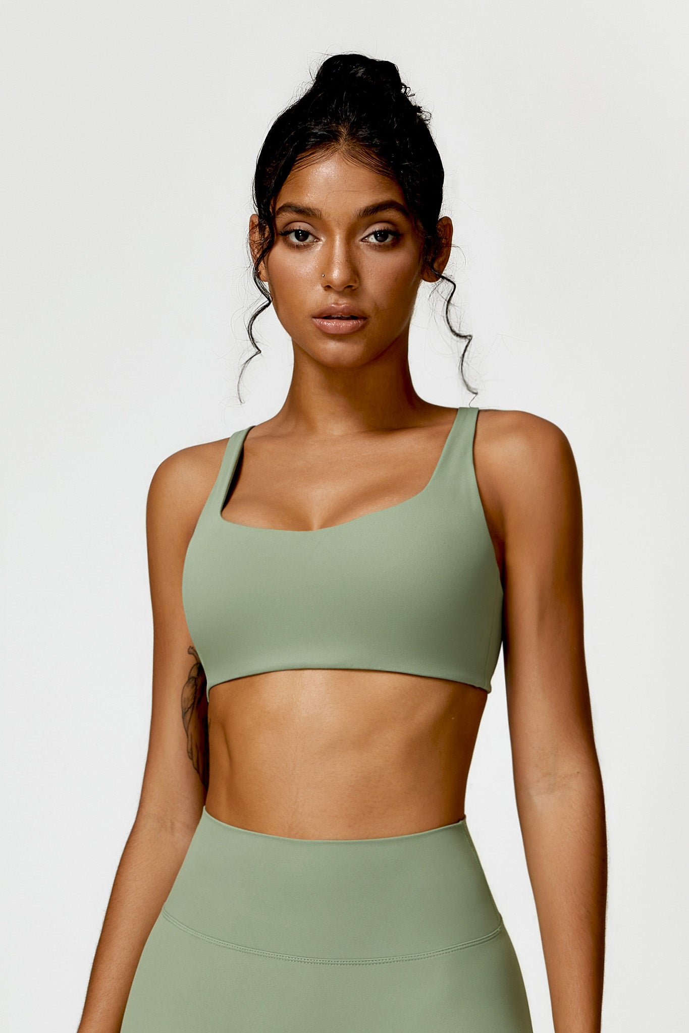 Camila Sports Bra - Pistachio