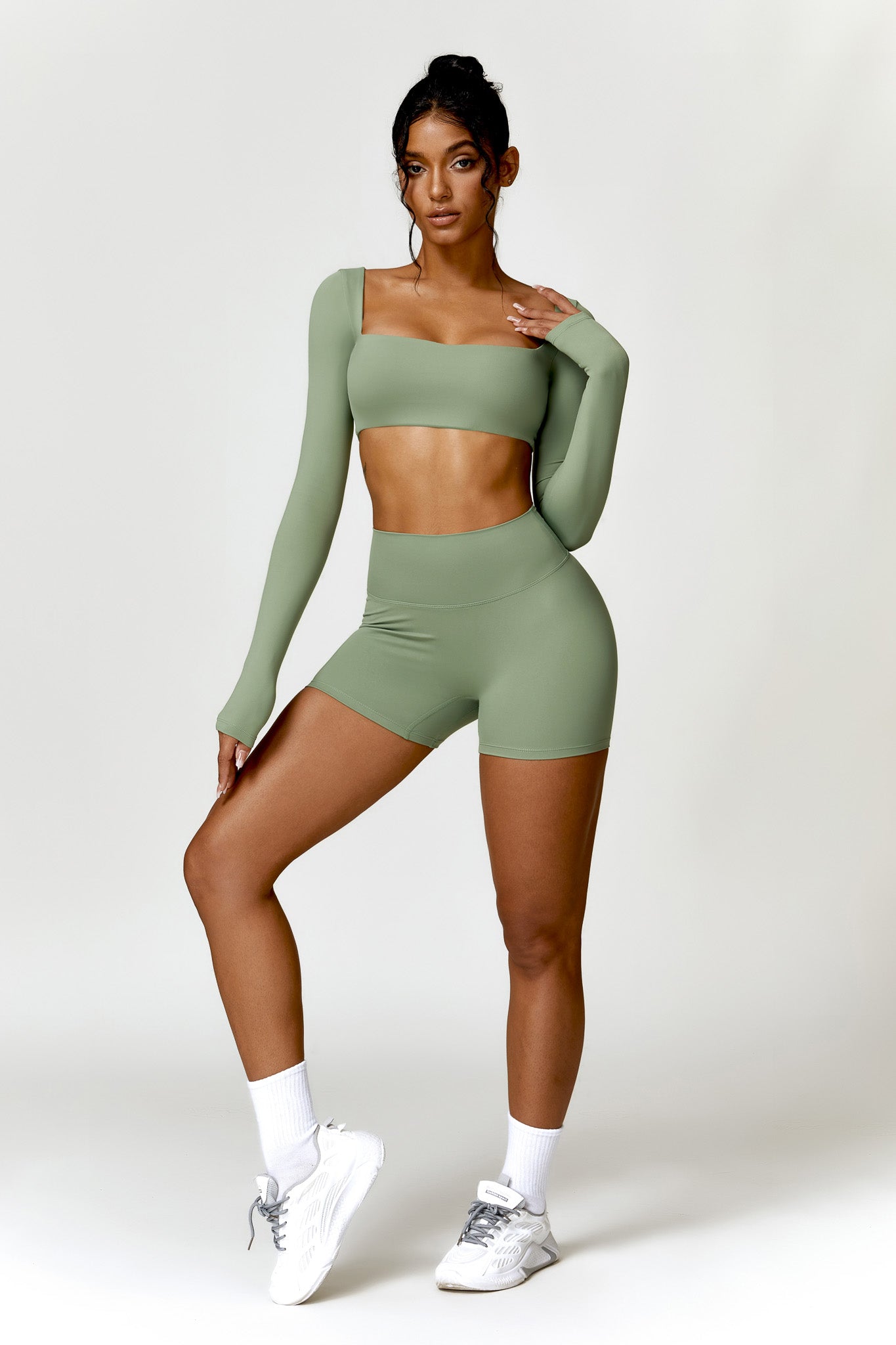 Camila Shorts - Pistachio