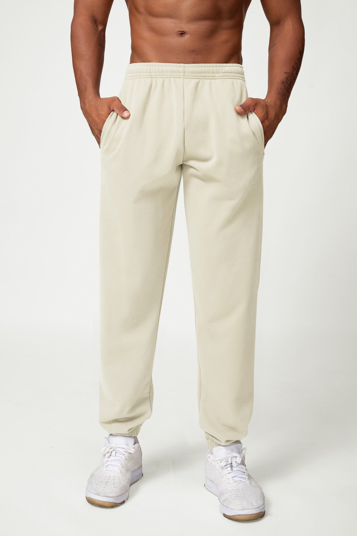 Momentum Sweatpants - Cream