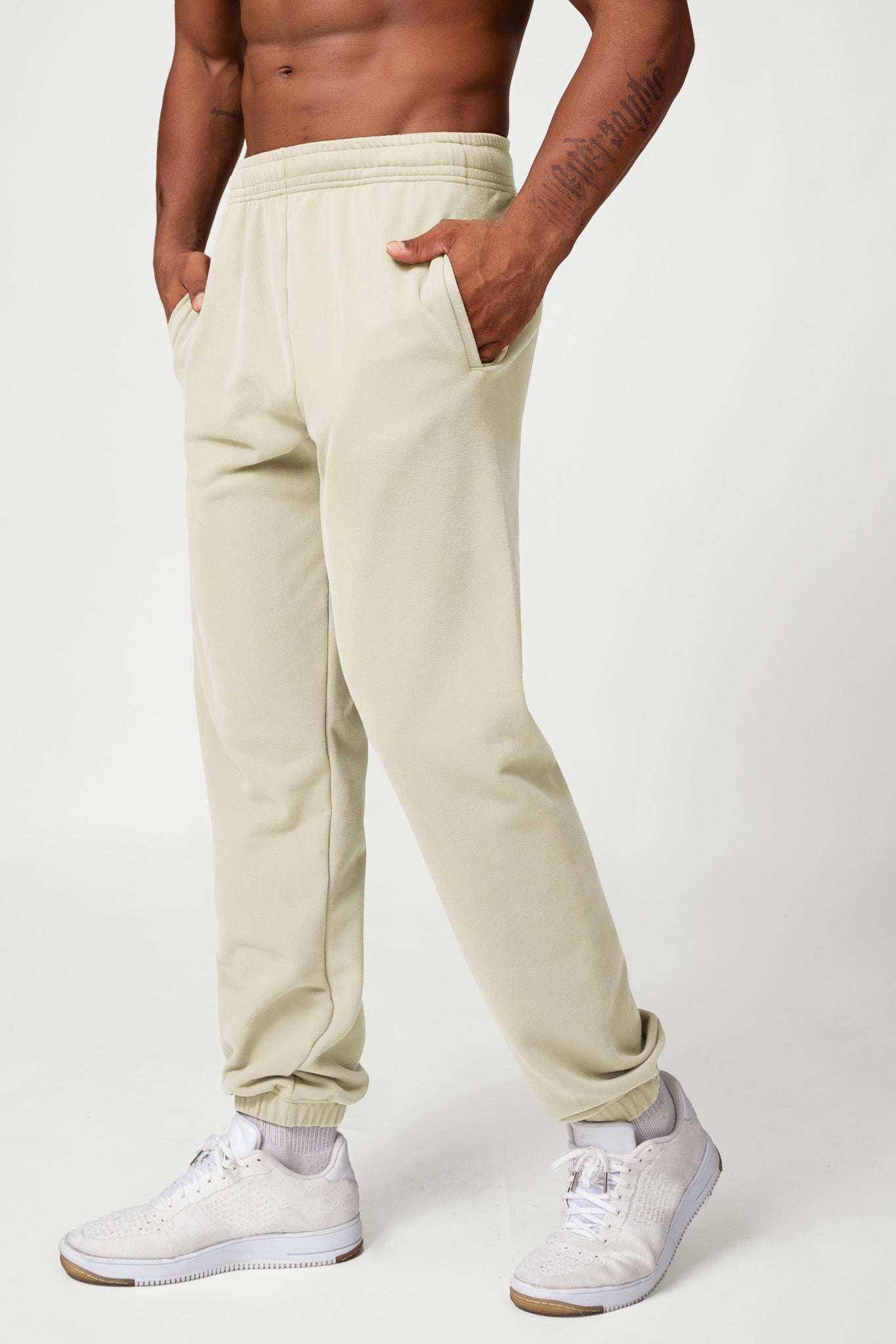 Momentum Sweatpants - Cream