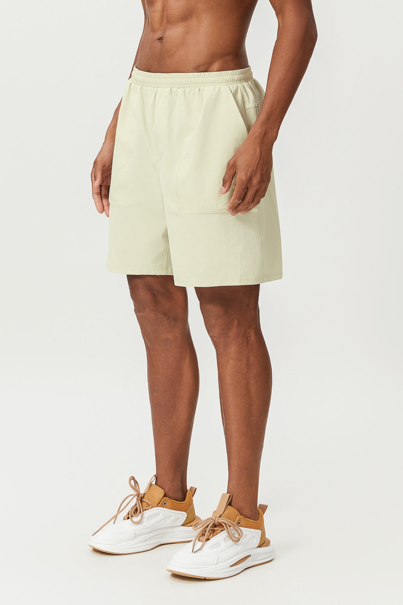 StrideMaster Shorts - Cream