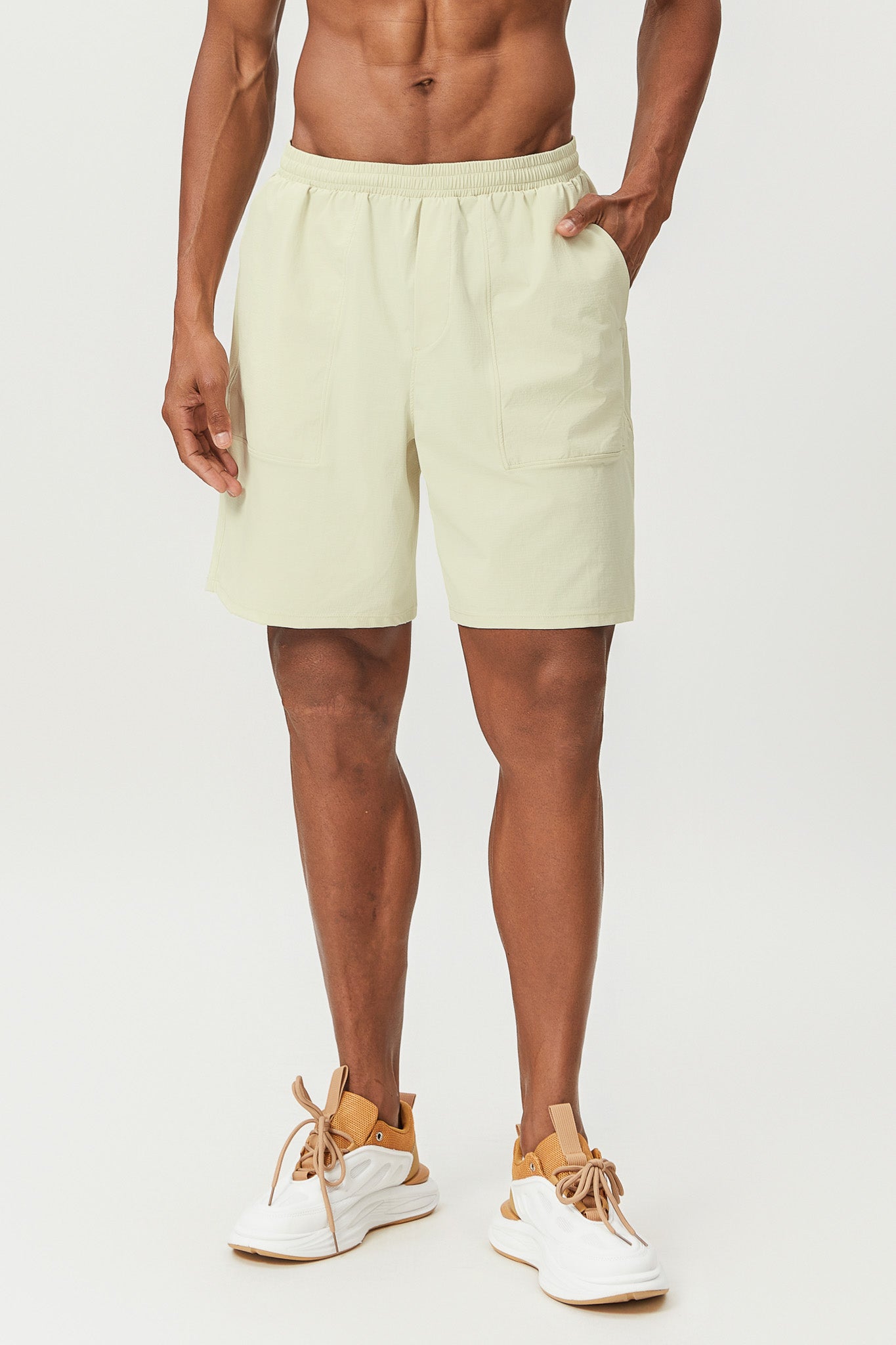 StrideMaster Shorts - Cream