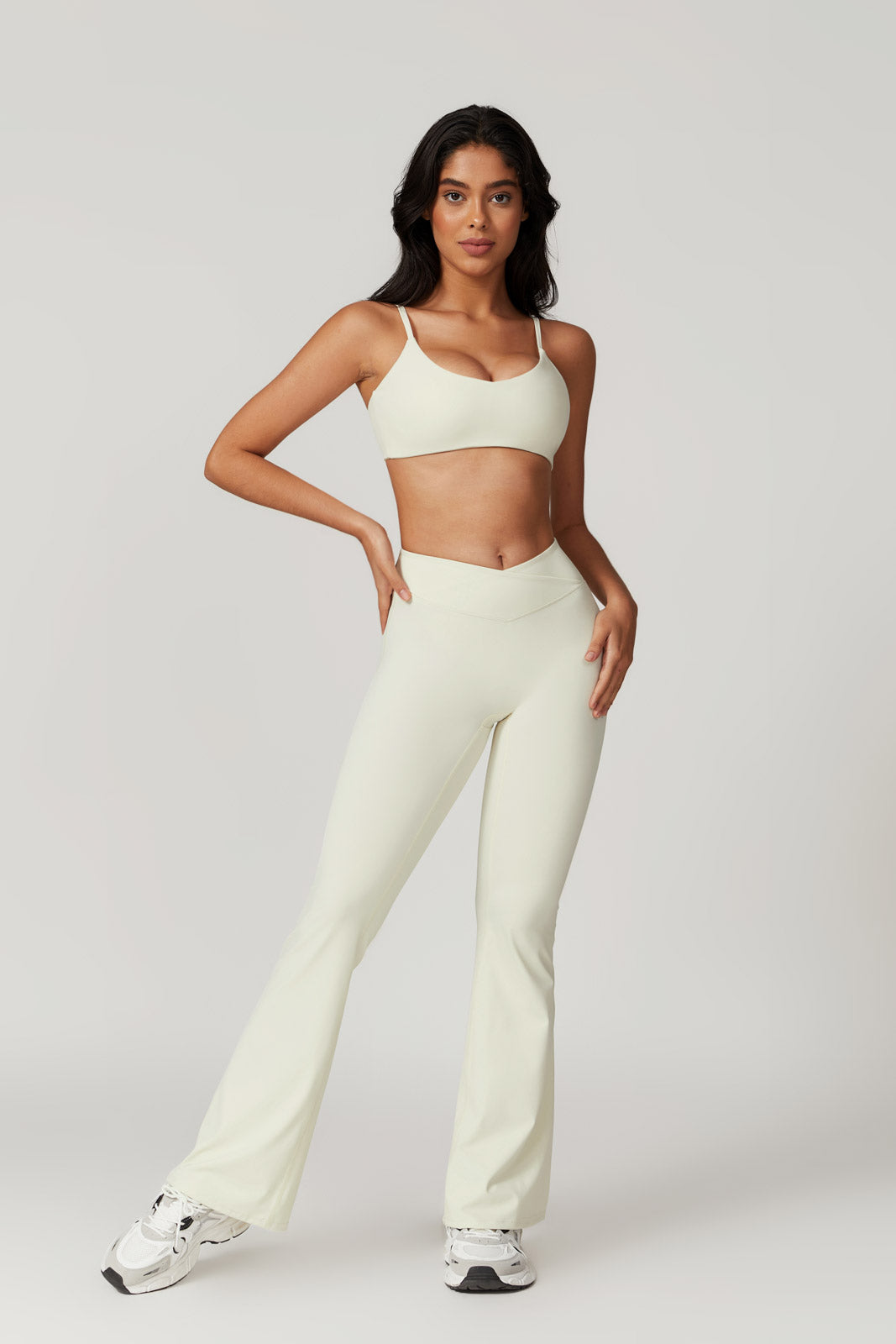 Zoe Sports Bra & Leggings Set - Cream